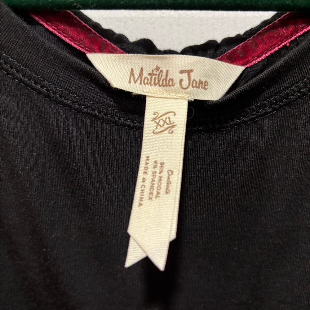 Matilda Jane Black Women's Hi-Low, Back Slit Top - Picture 5 of 7